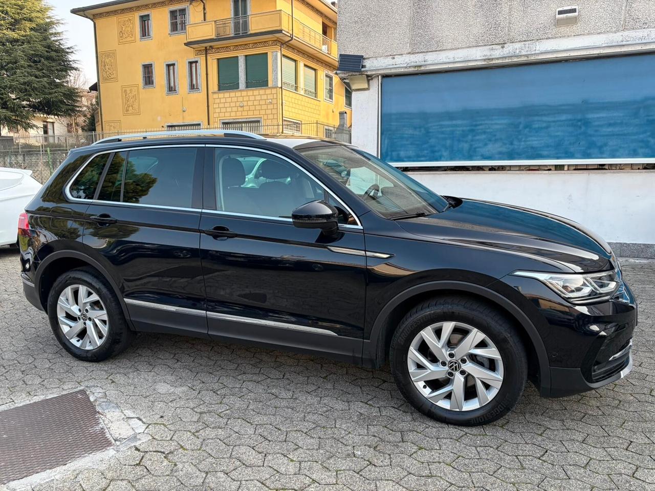 Volkswagen Tiguan 2.0 TDI 150 CV SCR DSG 4MOTION Elegance*EURO6*NAVI