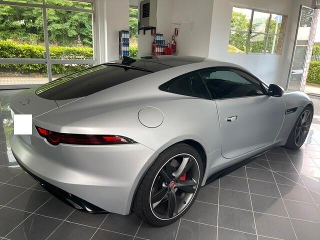 JAGUAR F-TYPE COUPE' 2.0 i4 R-DYNAMIC 300CV 60000KM