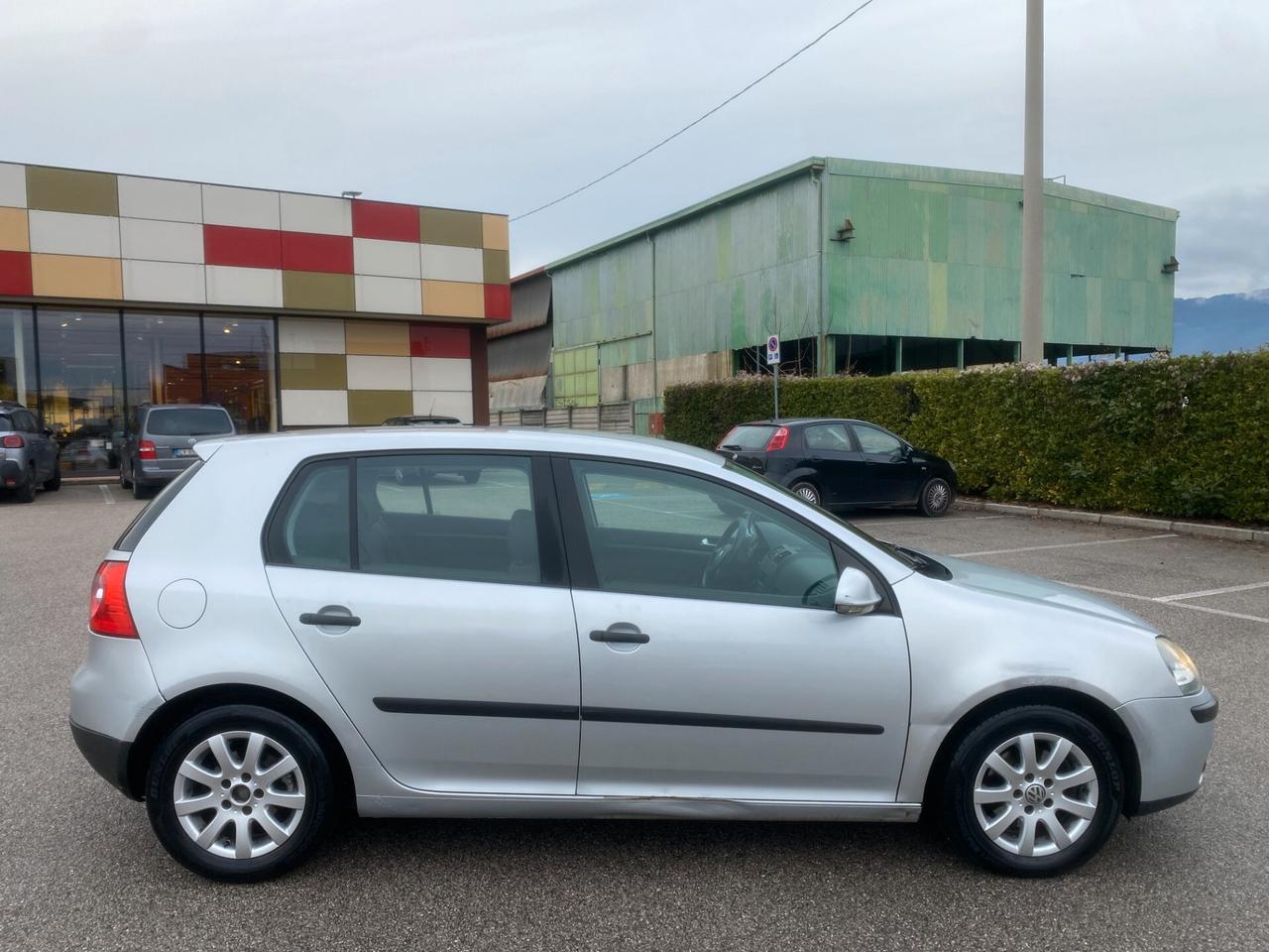 Volkswagen Golf 1.9 TDI OK NEOPATENTATI