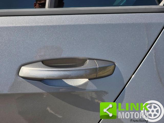 VOLKSWAGEN Golf TGI 110CV Highline DSG