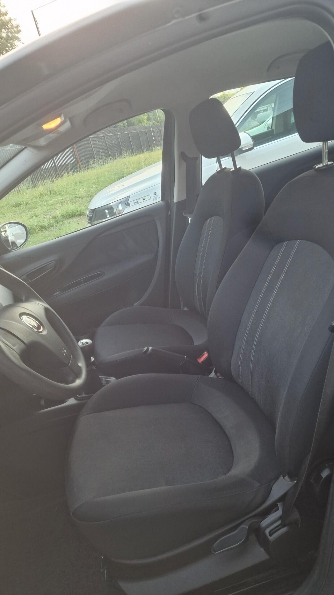 Fiat Punto 1.2 8V 5 porte Street - 2015 "ottime condiz."