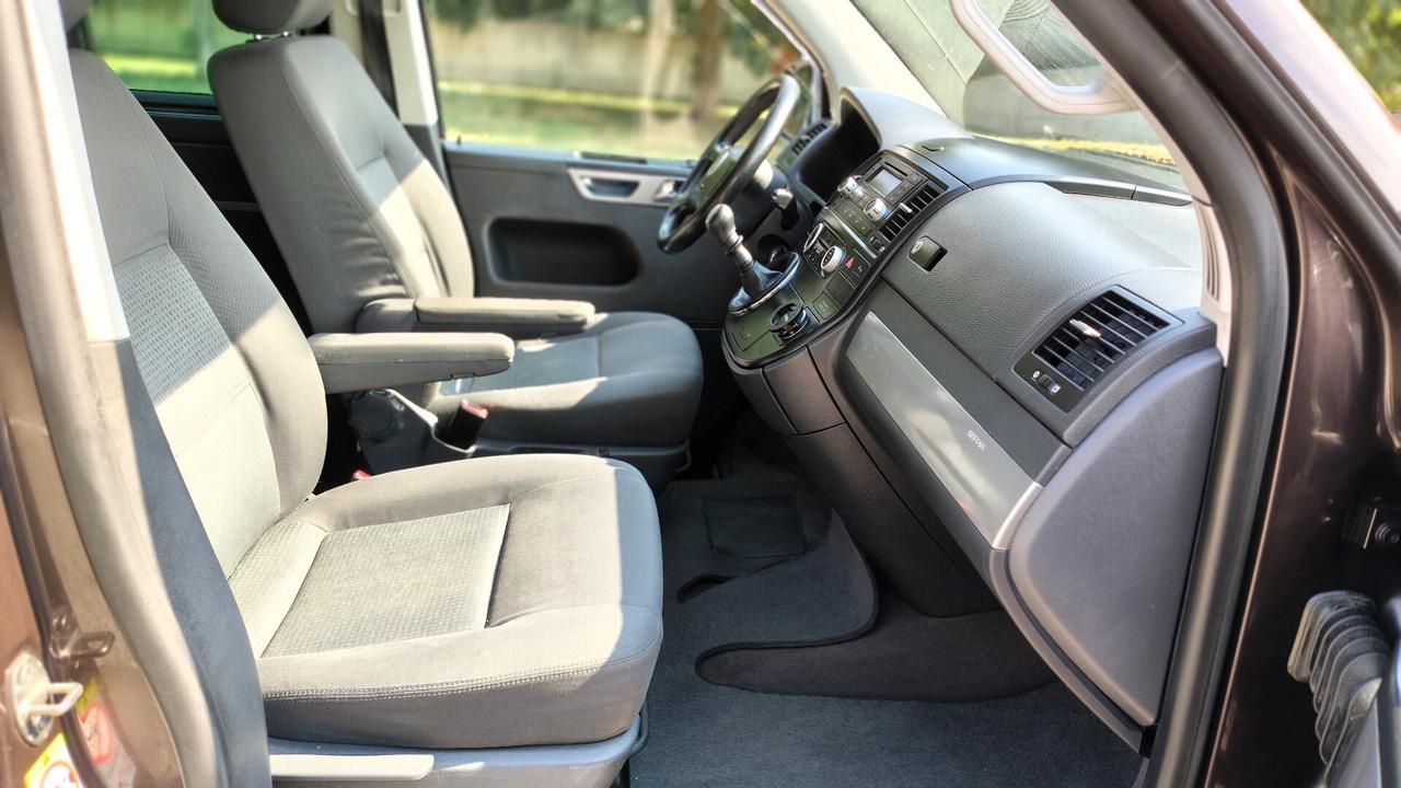 Volkswagen Multivan T5 2.5 TDI 4motion Gancio