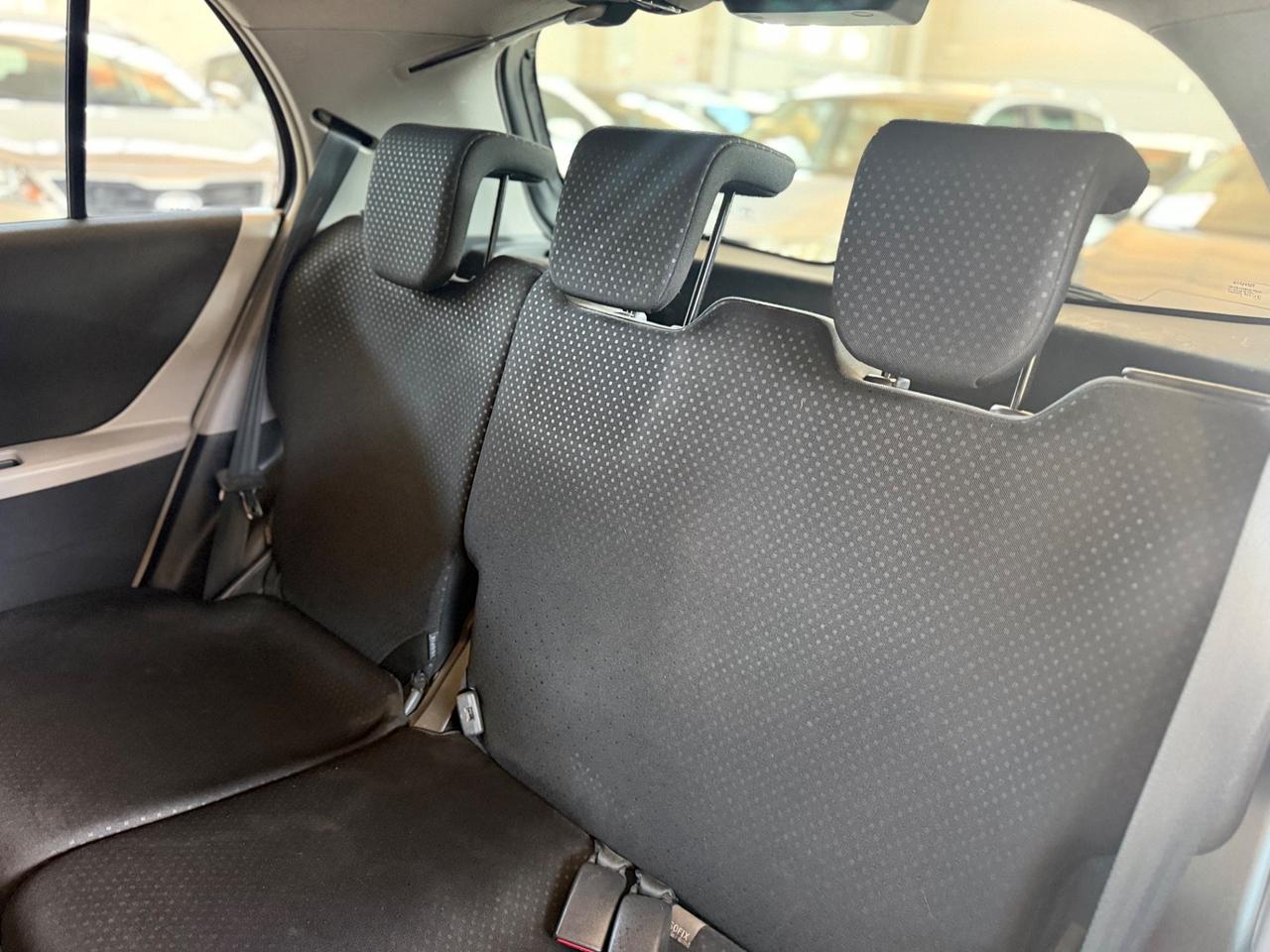 Toyota Yaris 1.3 5 porte Sol NEOPATENTATI