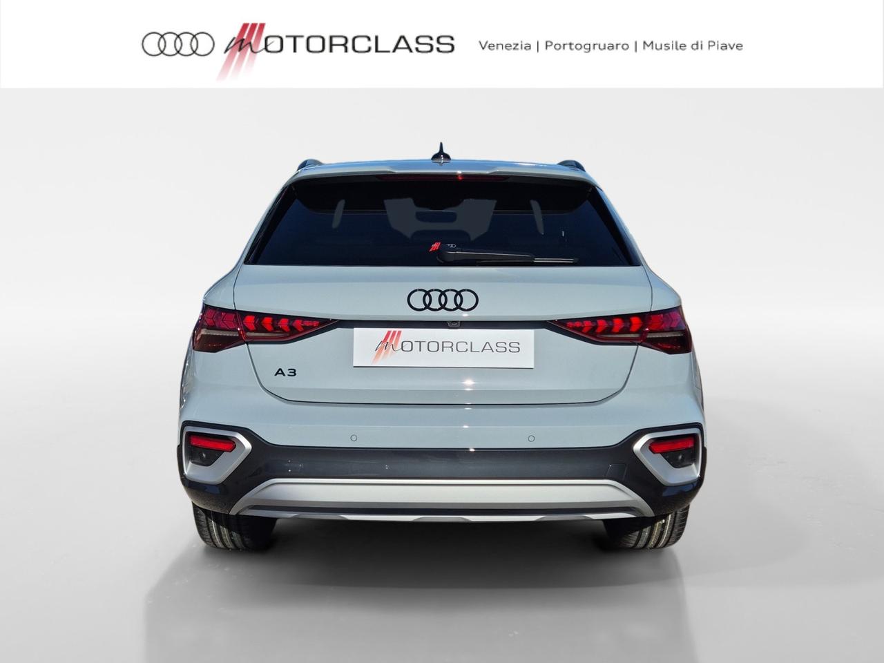 Audi A3 allstreet 2.0 tdi 150cv identity contrast s tronic