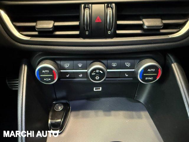 ALFA ROMEO Giulia 2.2 Turbodiesel 210 CV AT8 AWD Q4 Veloce