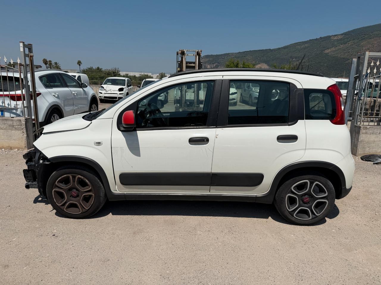 FIAT PANDA 2022 1.0 HYBRID 70 CV *MARCIANTE