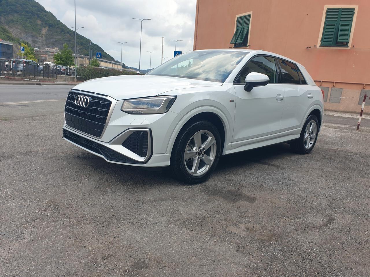 Audi Q2 35 TFSI S tronic line Edition