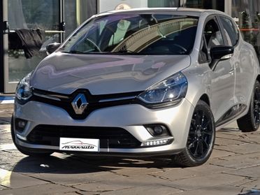 RENAULT CLIO 1.5 75 CV MOSCHINO LIFE