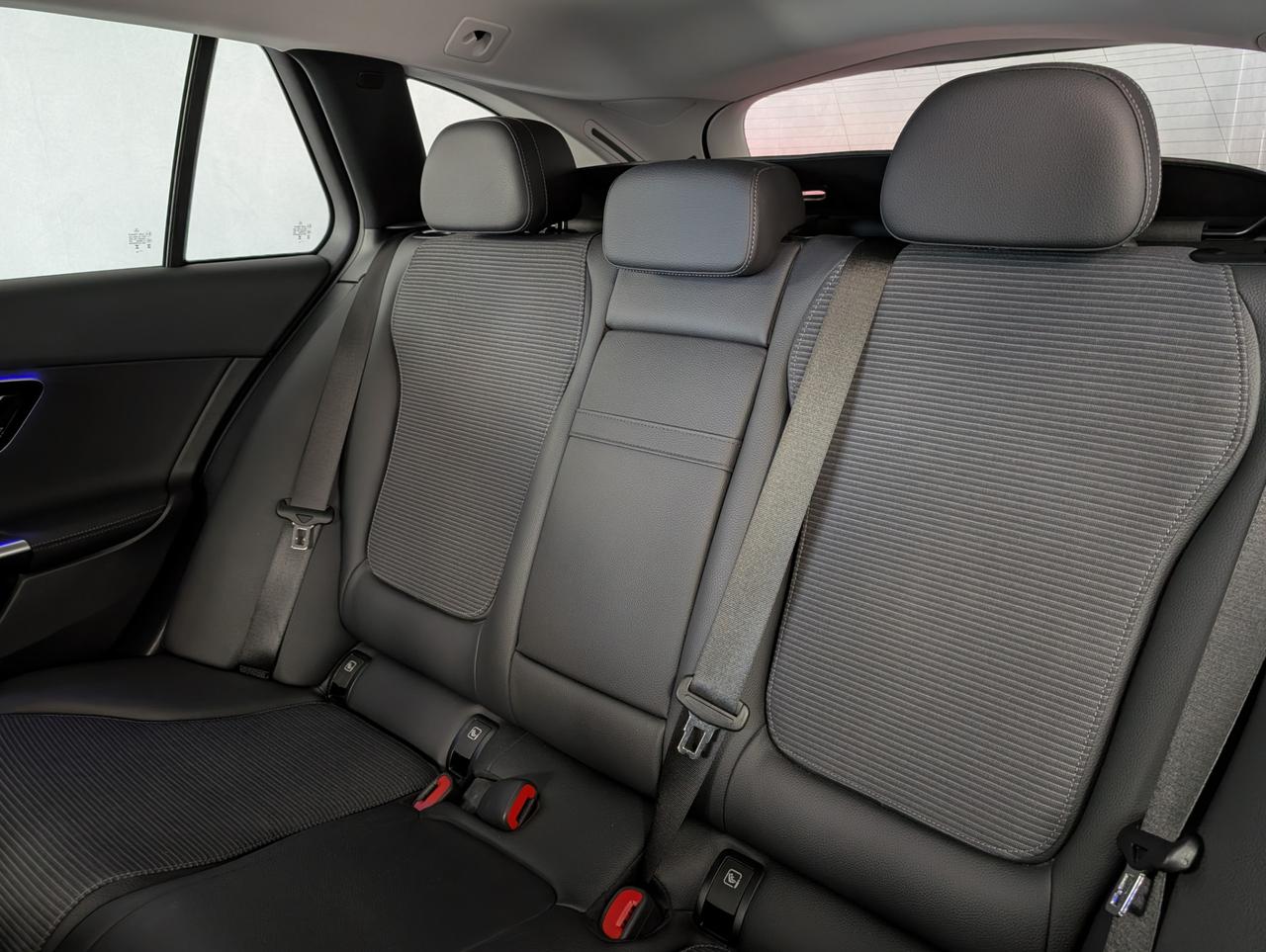 Mercedes-Benz 200 mhev 193cv Automatic Avantgarde Advanced