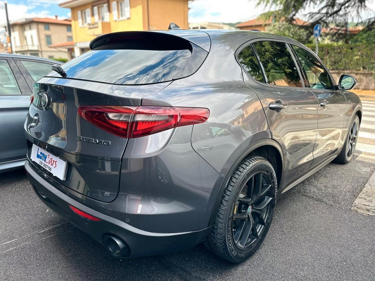 Alfa Romeo Stelvio 2.2 Turbodiesel 190 CV AT8 Q4 Business