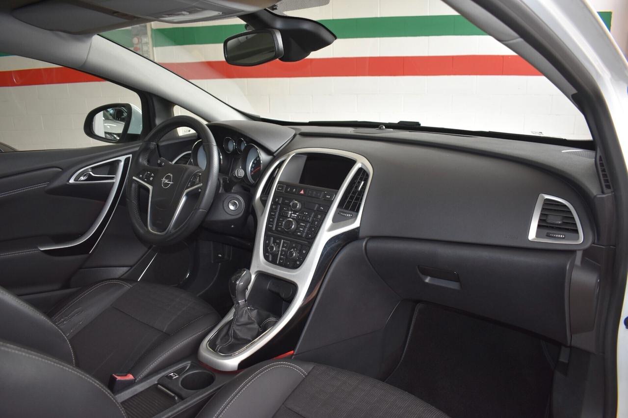 Opel Astra GTC 2.0 Cdti Cosmo S