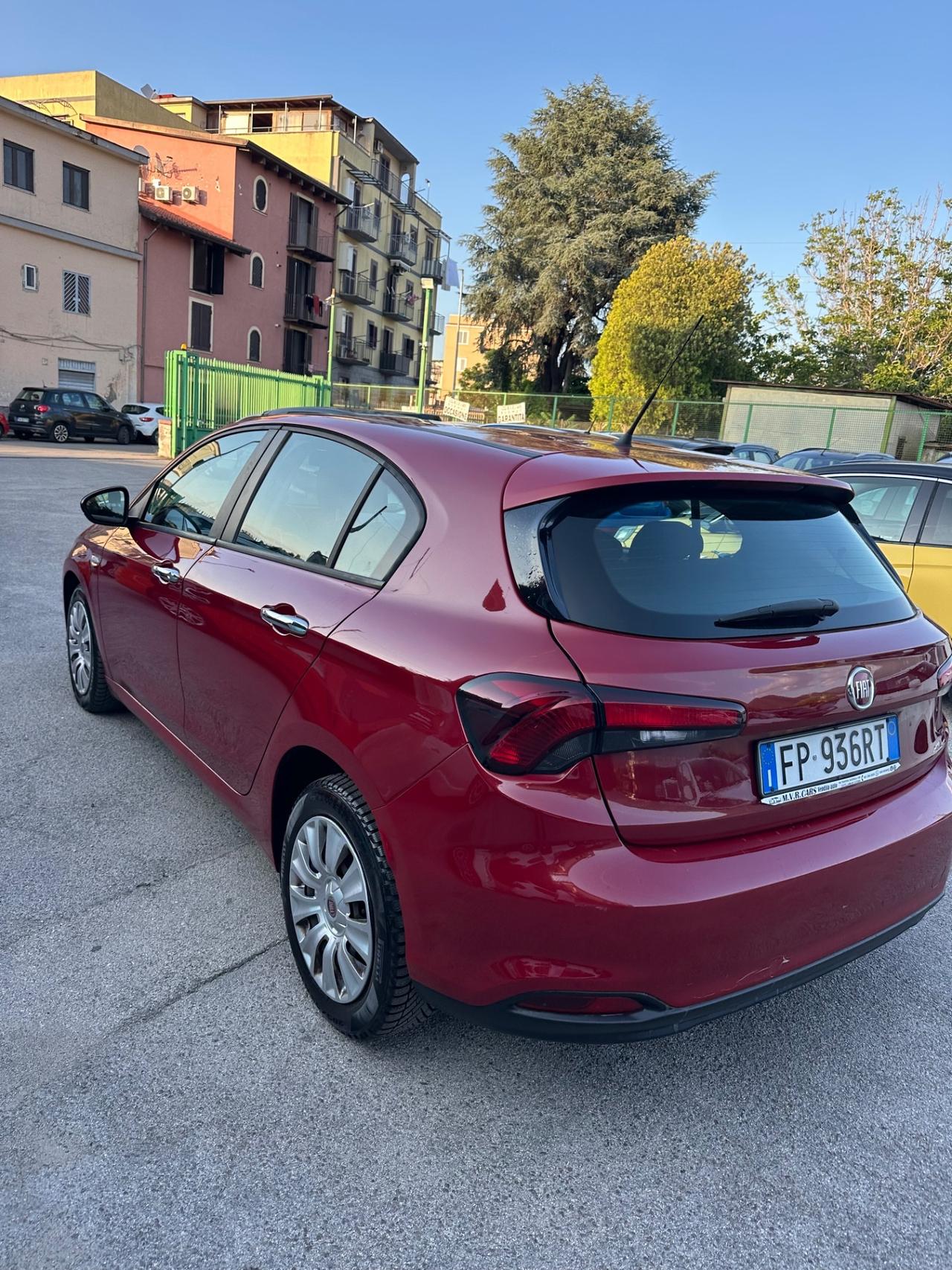 Fiat Tipo 1.6 Mjt S&S 5 porte Easy
