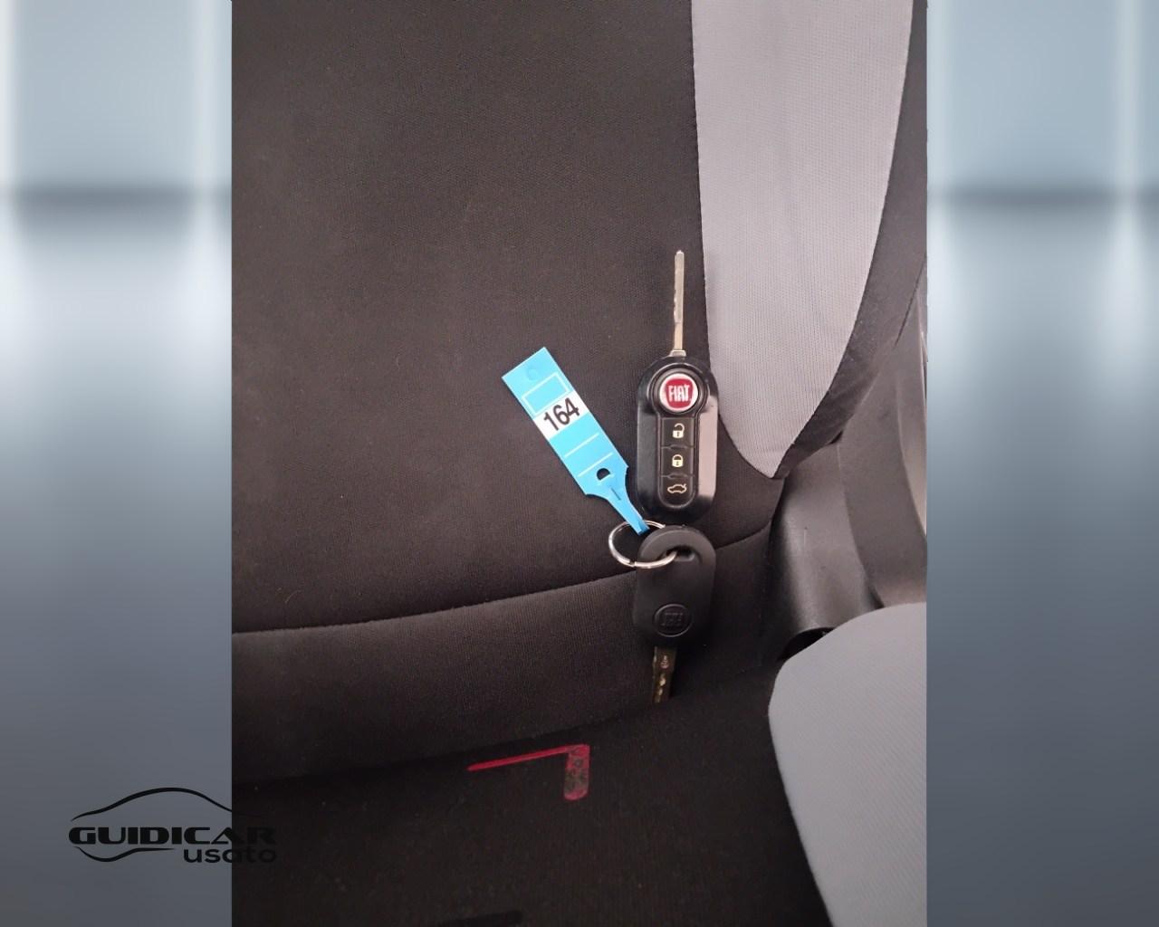 FIAT 500L 2012 - 500L 1.3 mjt Lounge 95cv