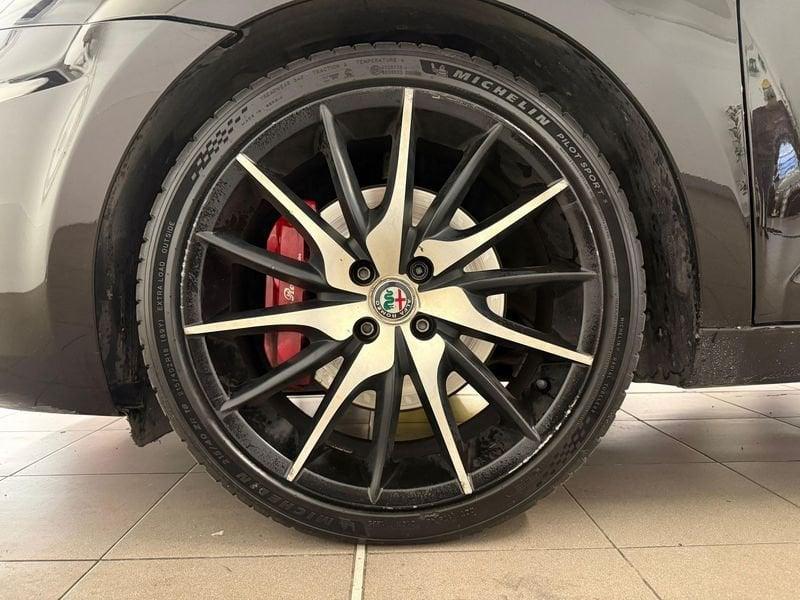 Alfa Romeo MiTo 1.4T 170cv Multiair Veloce TCT
