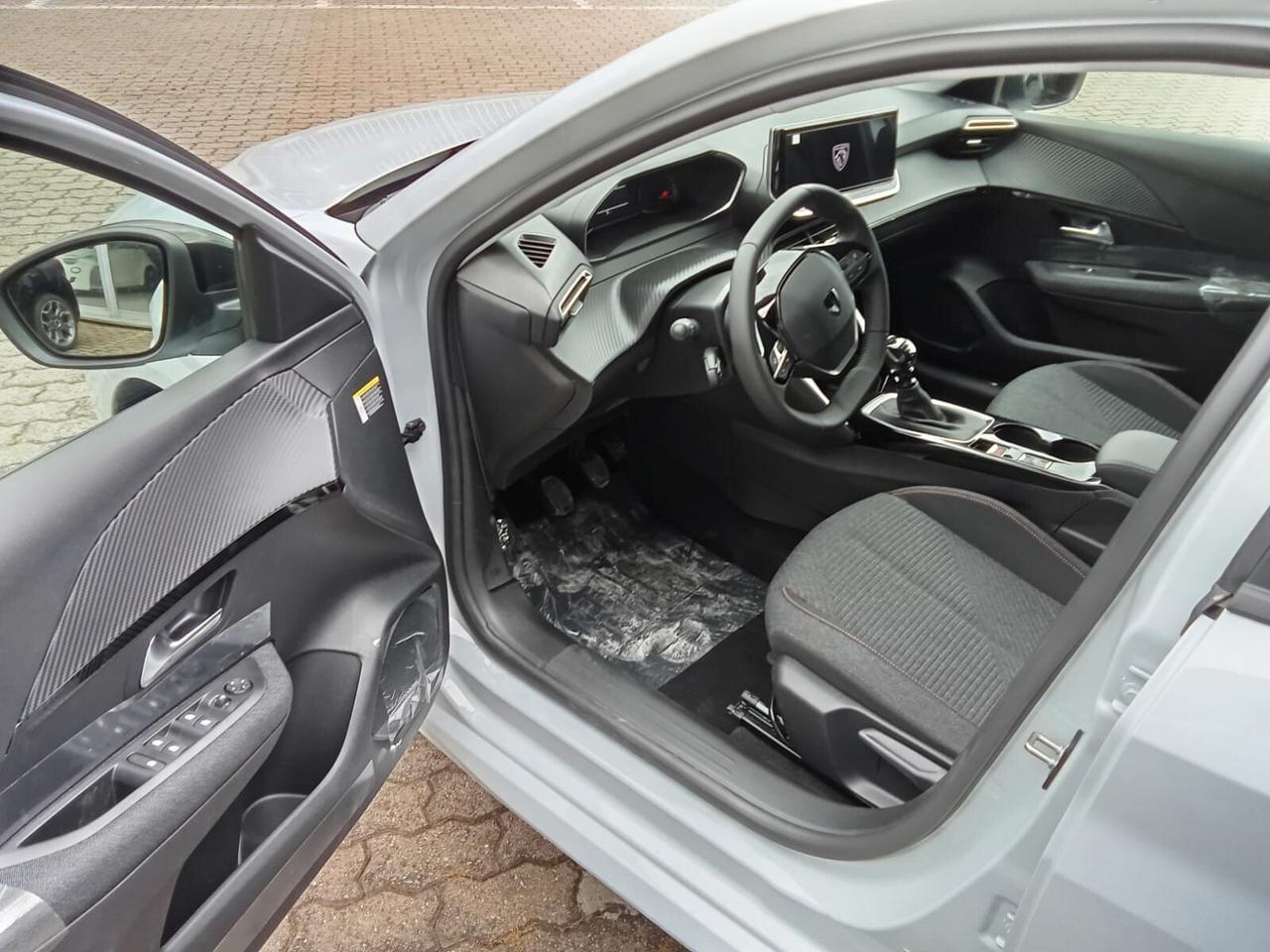 Peugeot 208 Business Turbo 100cv