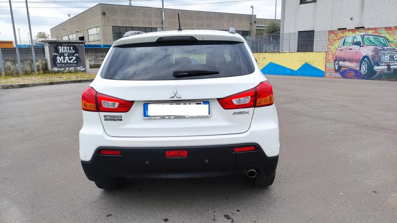 Mitsubishi ASX 1.8 DI-D 150 CV 2WD TETTO - 2011