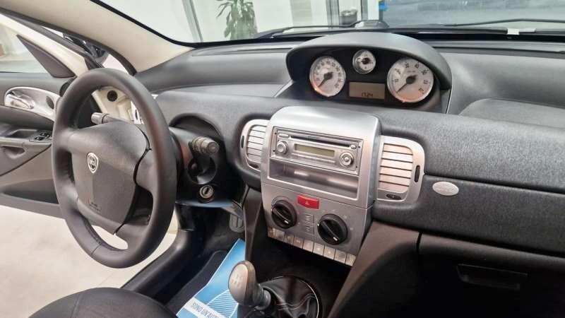 Lancia Ypsilon 1.2 69 CV Diva