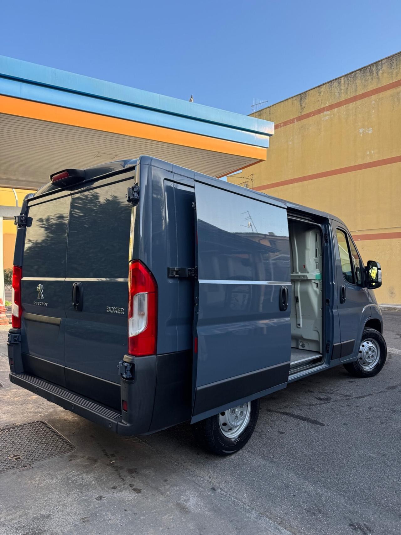 Peugeot BOXER 2.2 BlueHDi 120cv IVA COMPRESA