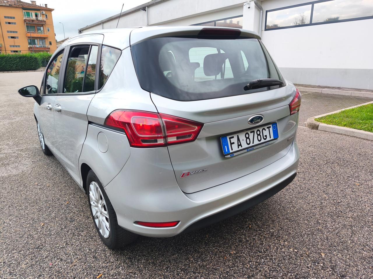 Ford B-Max 1.0 BENZINA NEOPATENTATI GARAN.