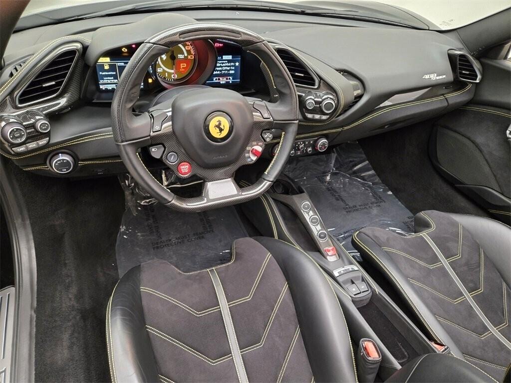 Ferrari 488 Spider NOLEGGIO LUNGO TERMINE - LEASING FULL INCLUSIVE