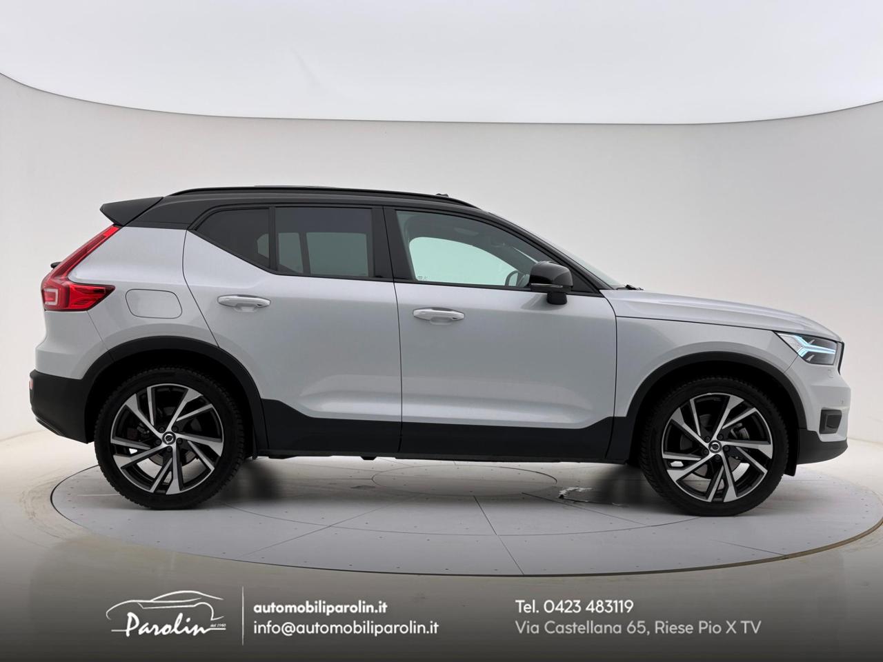 Volvo XC40 2.0 b5 R-design awd auto Tetto-Pelle-360°