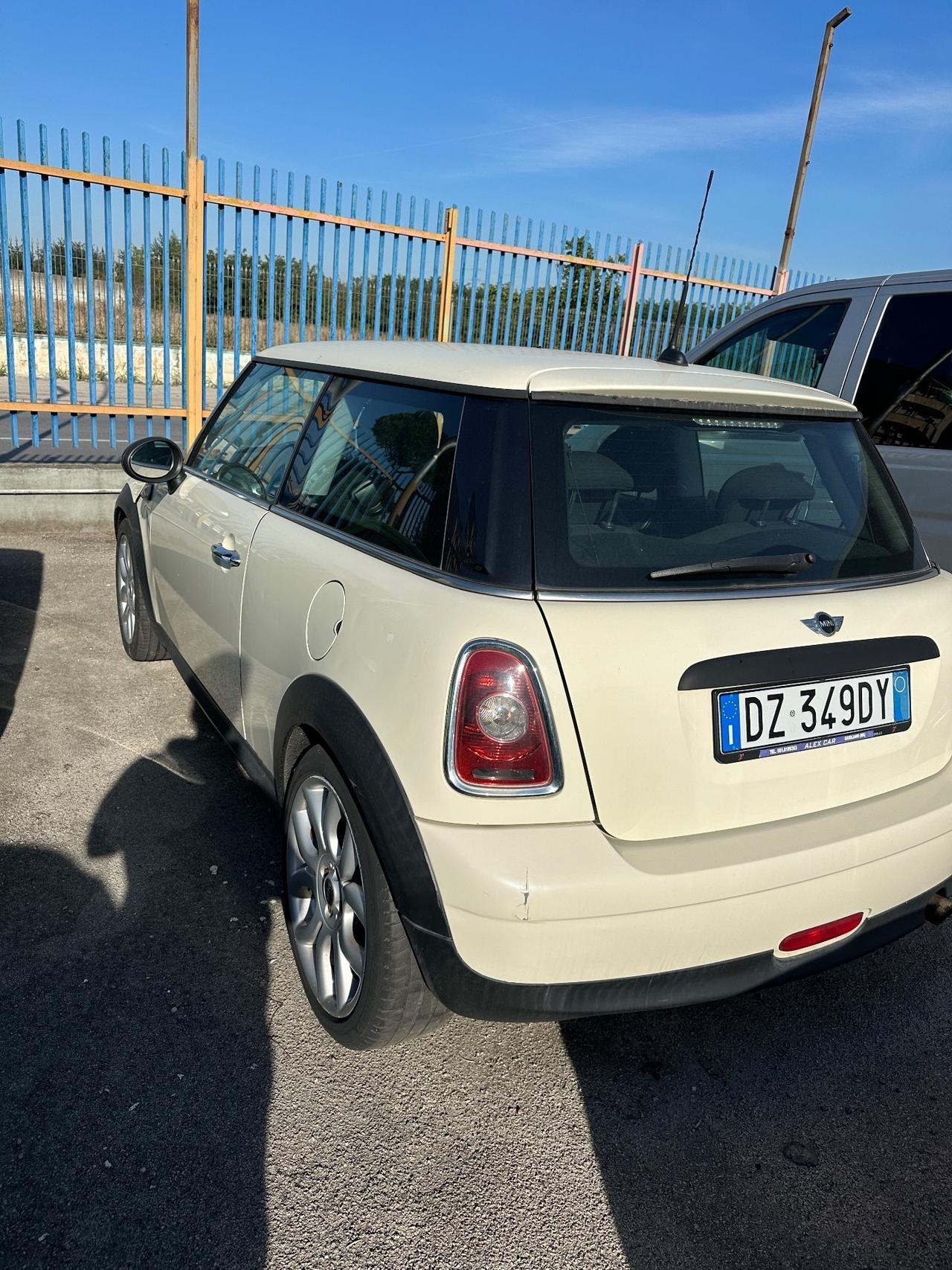 Mini 1.4 16V One