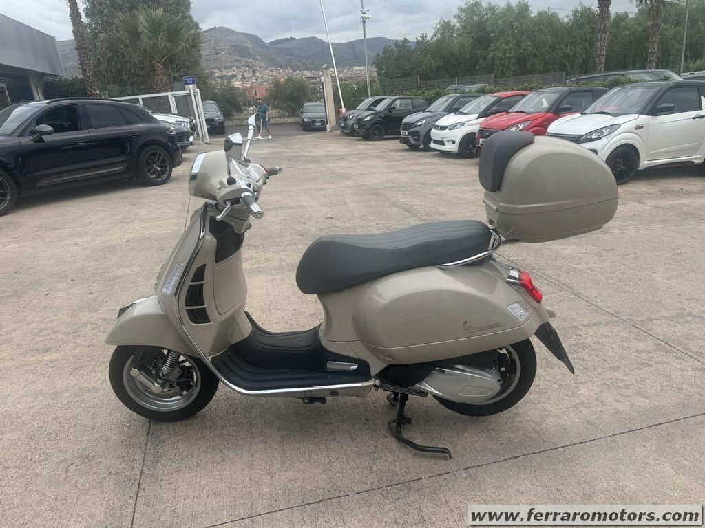 PIAGGIO VESPA 300 GTS KM0 TUA A SOLI 74 EURO AL MESE