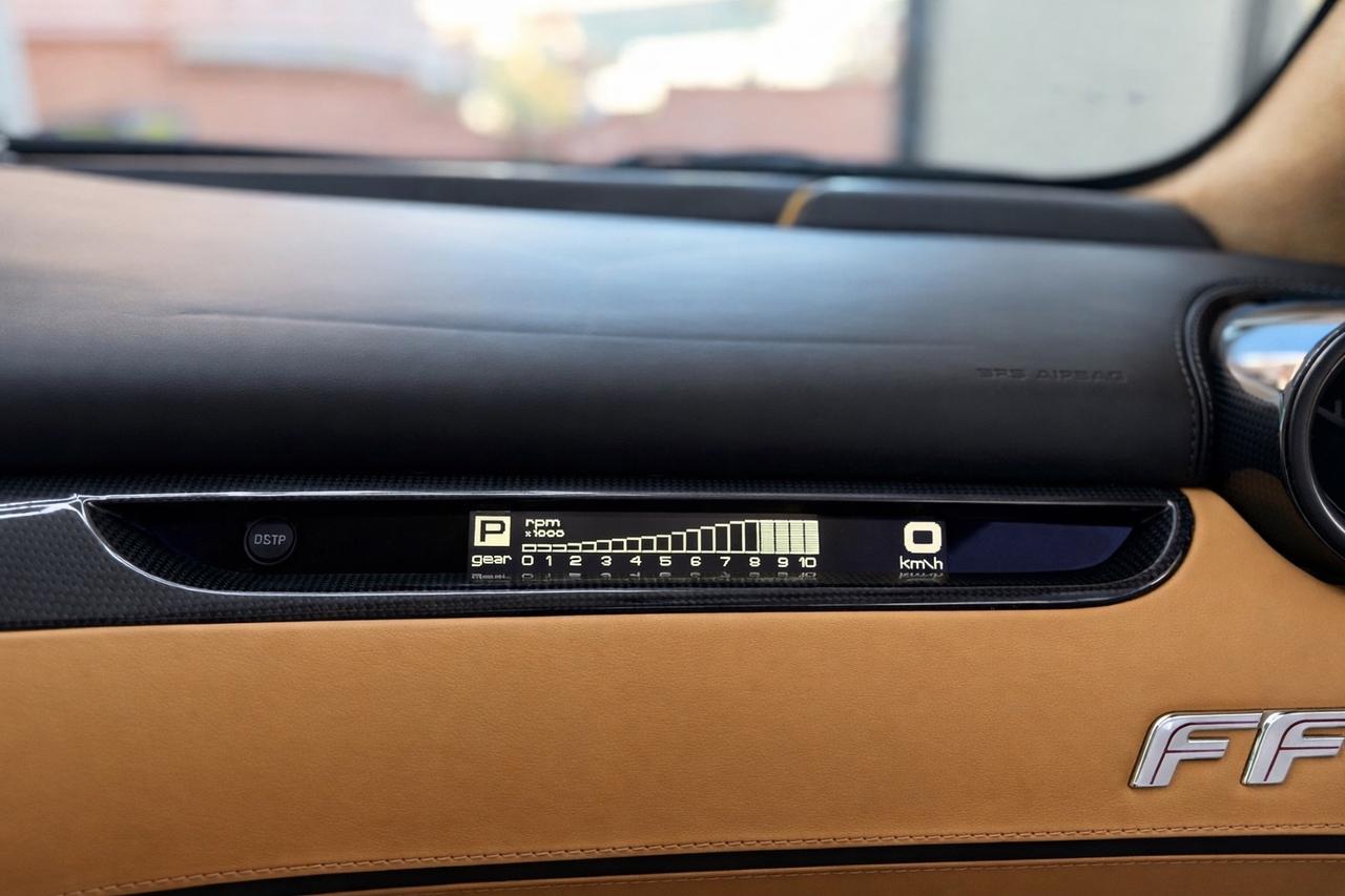 Ferrari FF 2012 Tailor Made – Full Optional – Bianco Perla – Tagliandi Ferrari