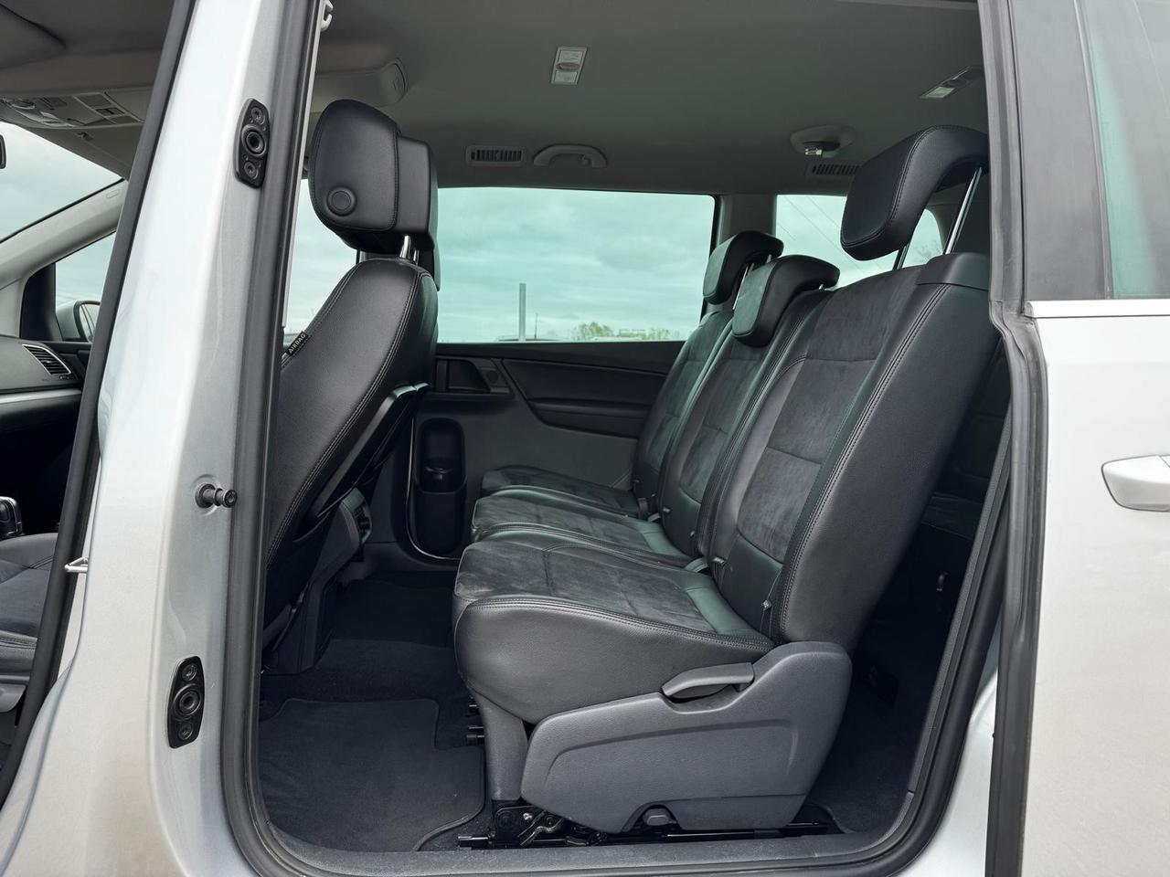 Volkswagen Sharan 2.0 TDI DSG Highline BlueMotion Technology