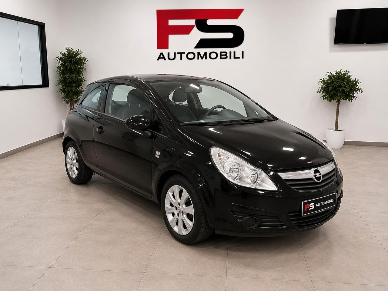 Opel Corsa 1.2 3 porte Sport