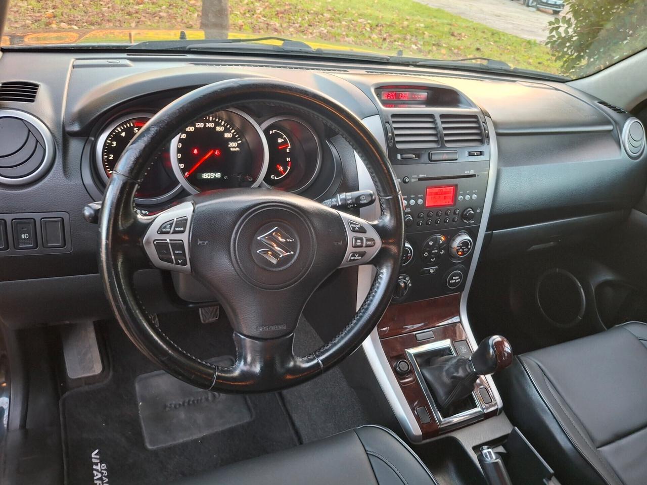 Suzuki Grand Vitara 1.9 DDiS-PELLE-TETTO-RADICA-