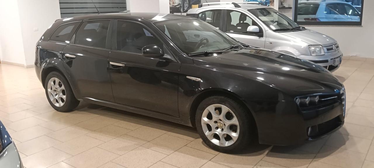 Alfa Romeo 159 1.9 JTDm Sportwagon
