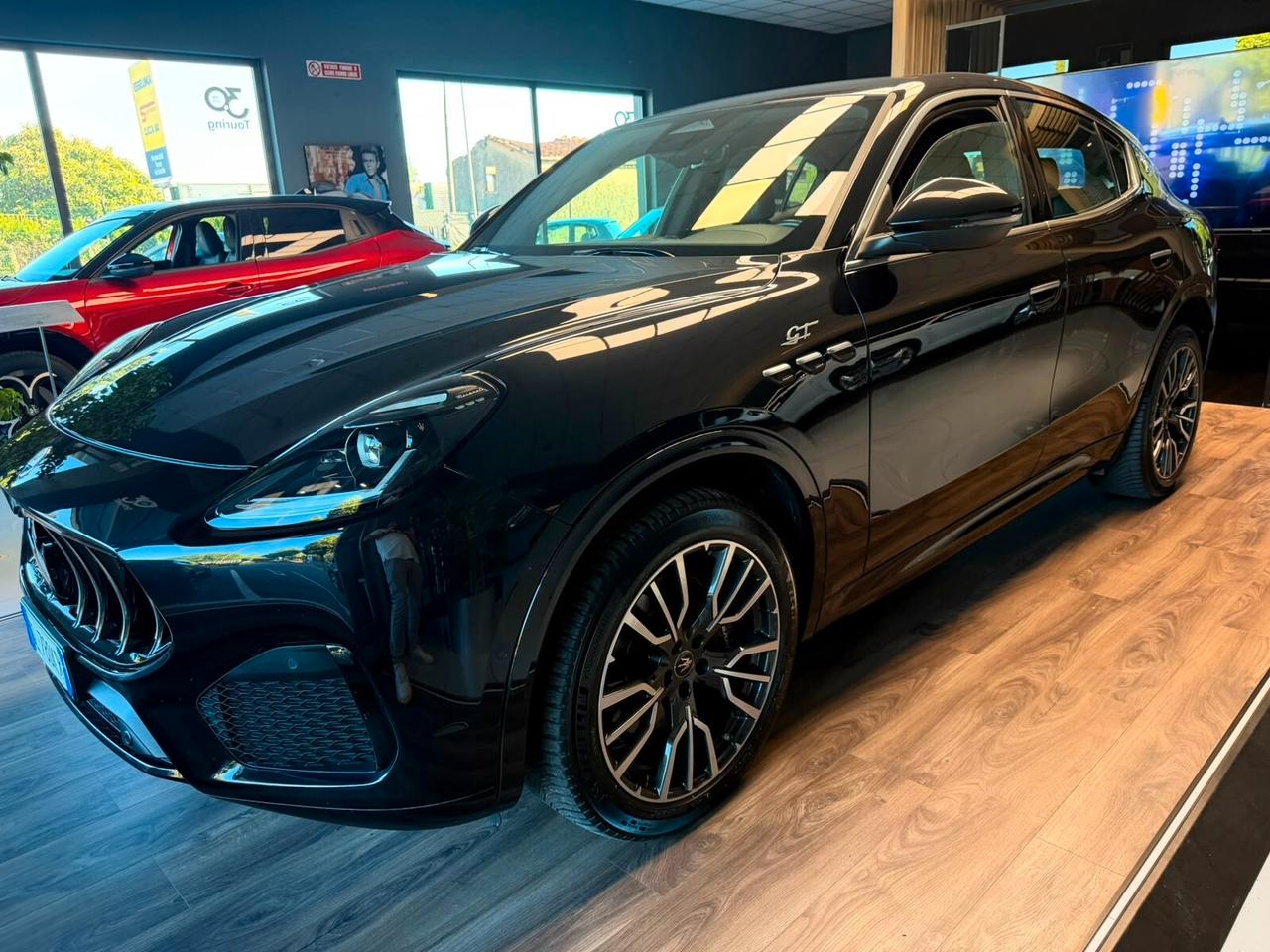 Maserati Grecale MHEV 300 CV AWD GT