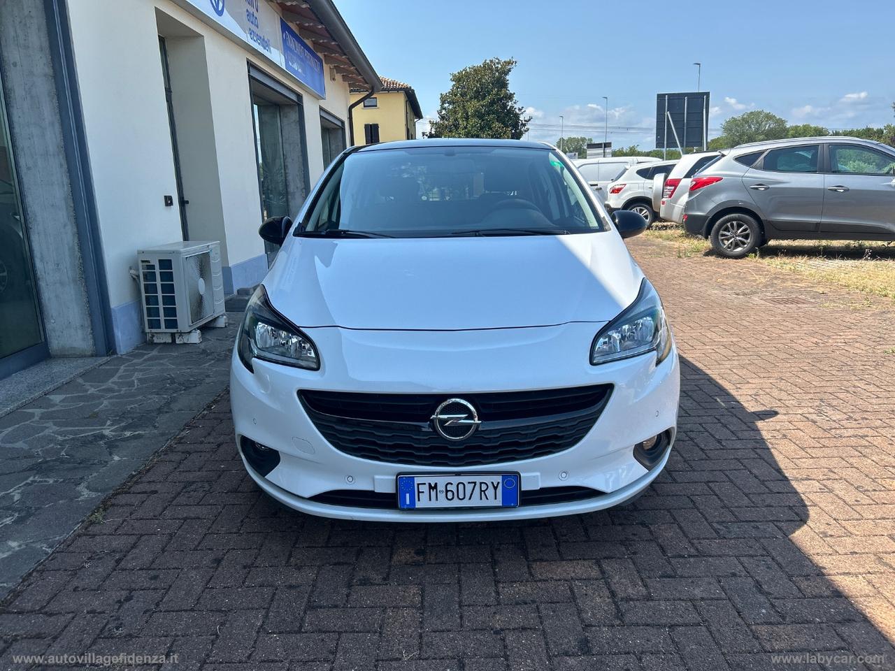 OPEL Corsa 1.3 CDTI 5p. b-Color