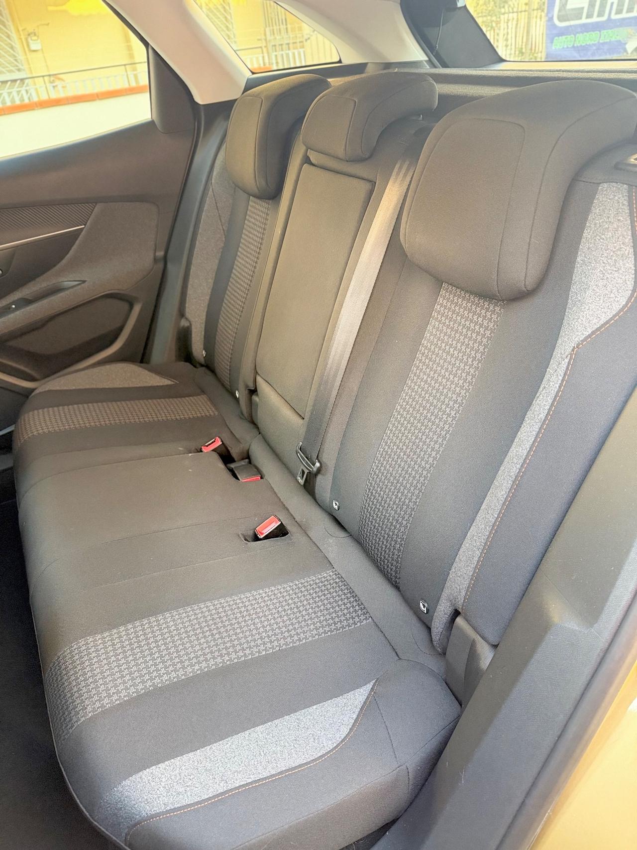 Peugeot 3008 1.2 Benzina Turbo Automatica 130 Cv