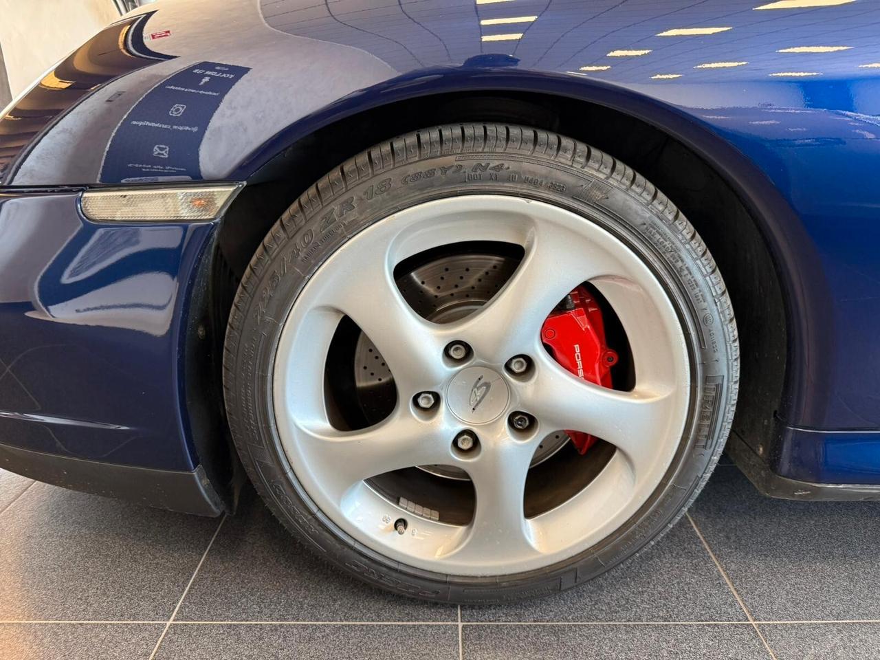 Porsche 996 Carrera 4S Coupé asi