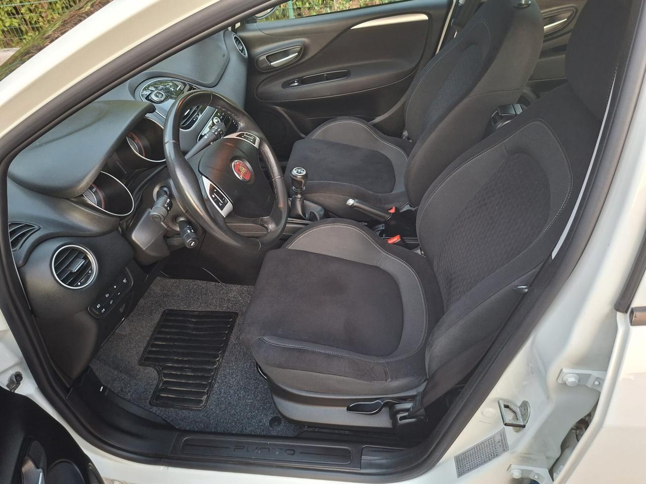 Fiat Punto 2016 Lounge