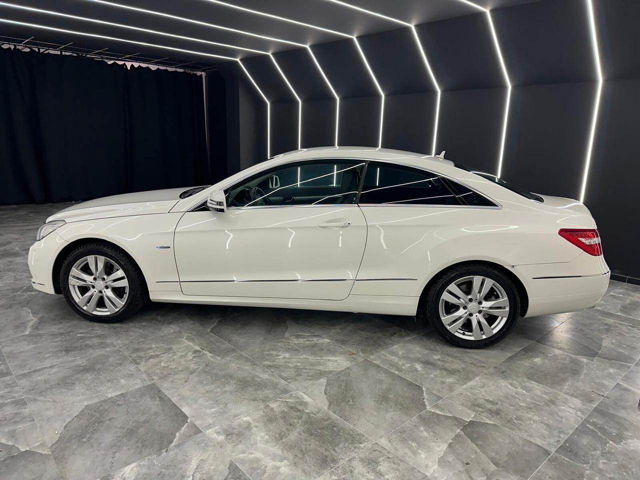 Mercedes-benz E 350 CDI Coupé BlueEFFICIENCY Executive