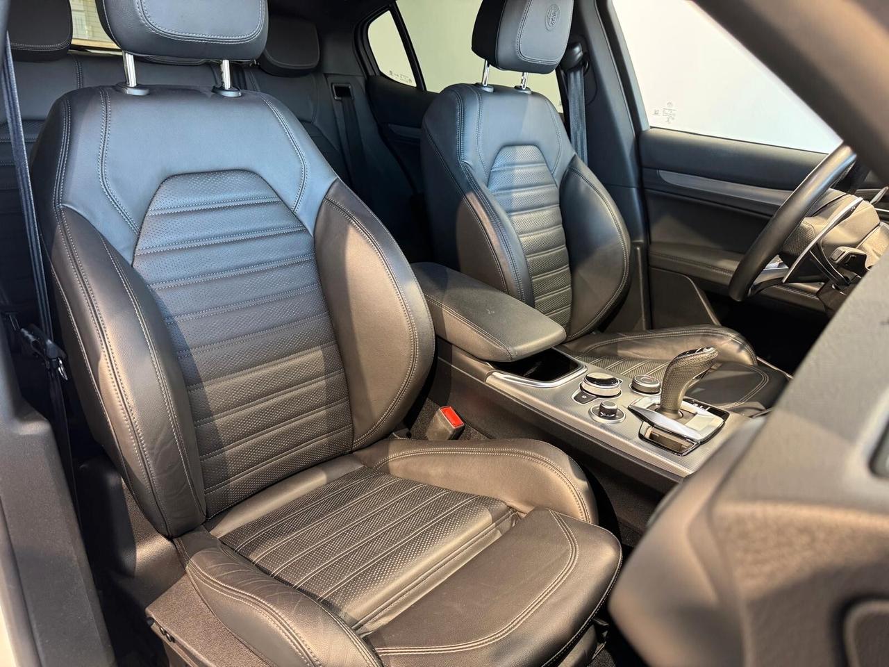 Alfa Romeo Stelvio 2.2 Turbodiesel 210 CV AT8 Q4 Veloce