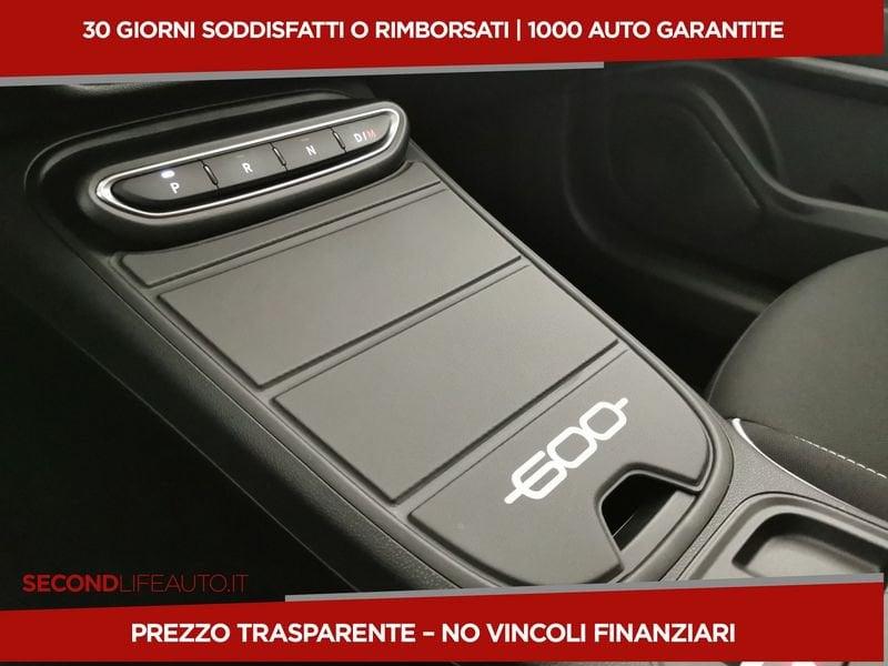 FIAT 600 1.2 hybrid 110cv auto
