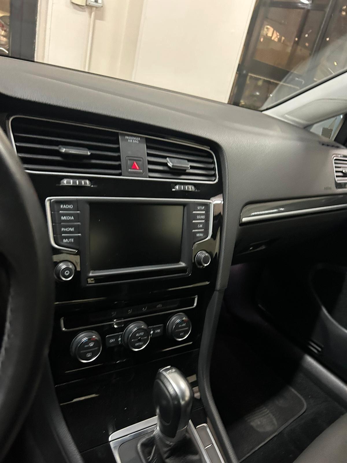 Volkswagen Golf 1.6 TDI 110 CV DSG 5p.