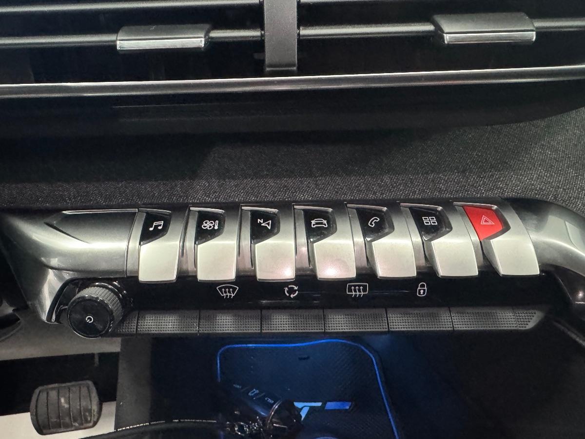 PEUGEOT 3008 BlueHDi 120 EAT6 S&S GT Line