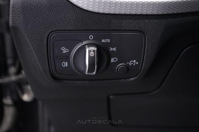 AUDI Q2 30 TDI 116cv S Line Edition Identity Black