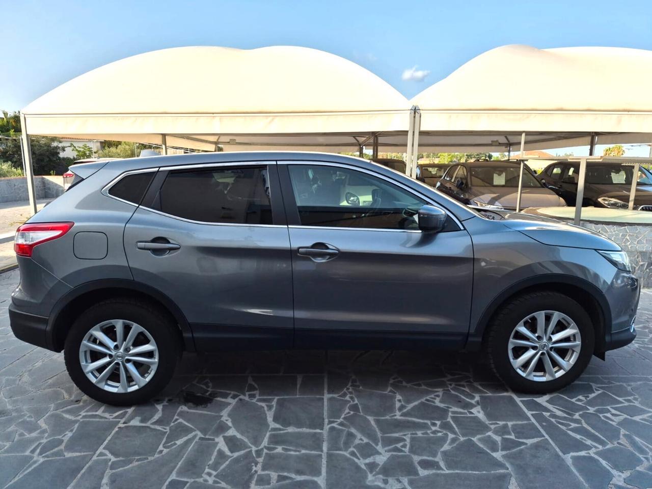 Nissan Qashqai 1.5 dCi N-Connecta