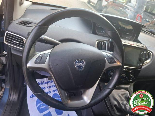 LANCIA Ypsilon 1.0 FireFly 5 porte S&S Hybrid Gold UN.PROP.