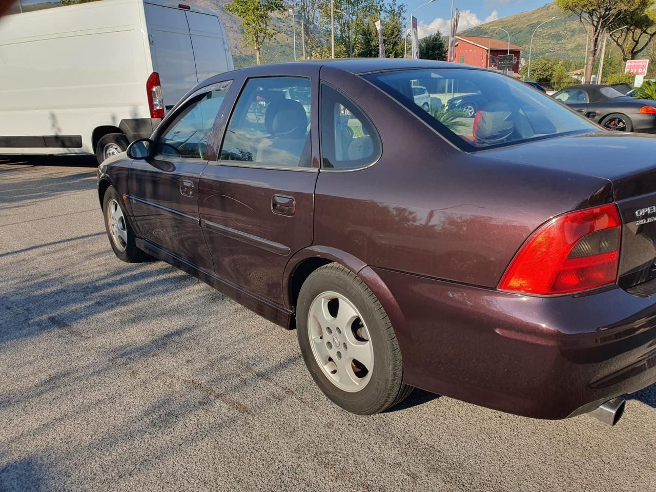 Opel Astra 1.7 CDTI 101CV 5 porte Enjoy