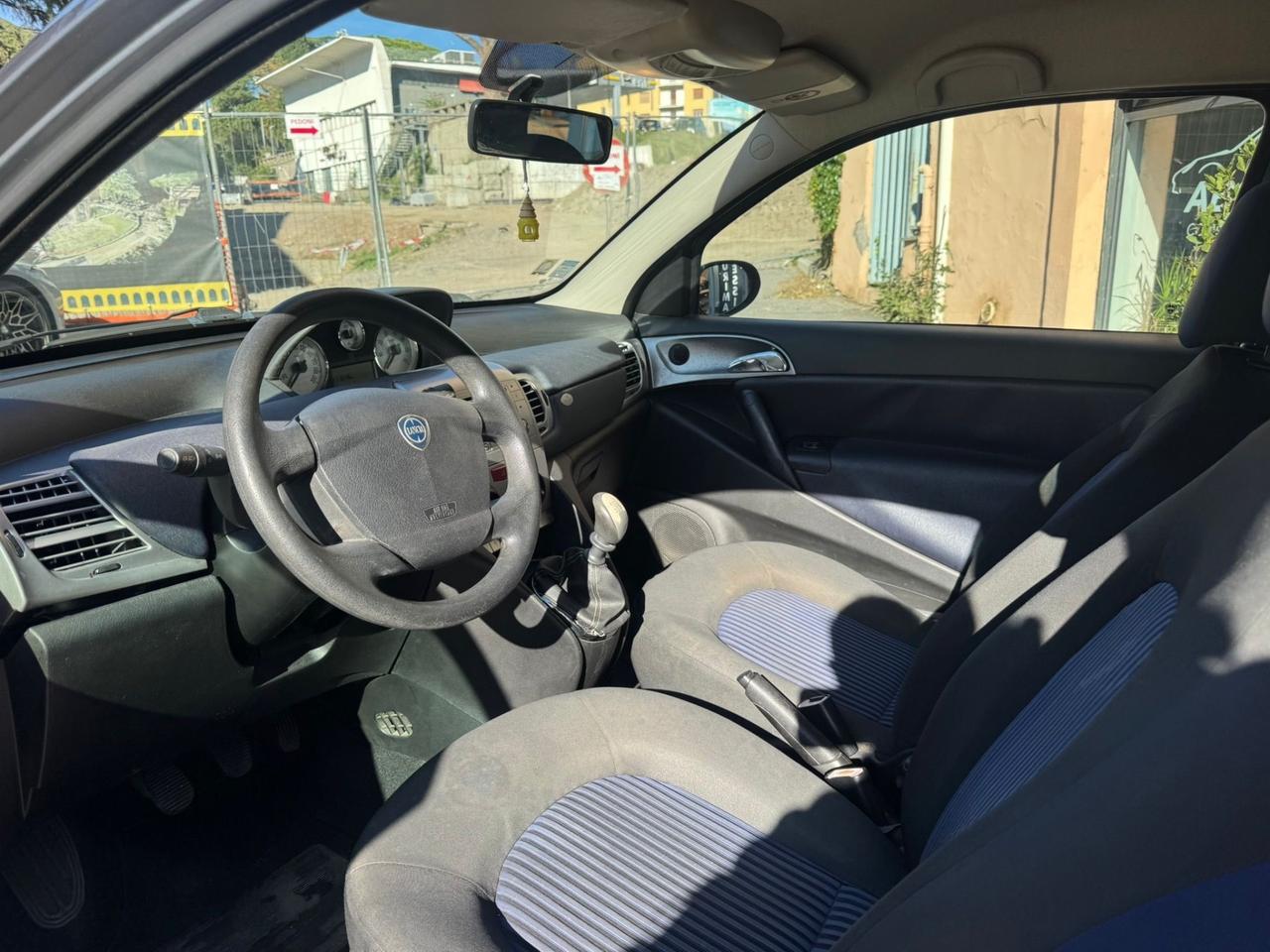 Lancia Ypsilon 1.2 Argento