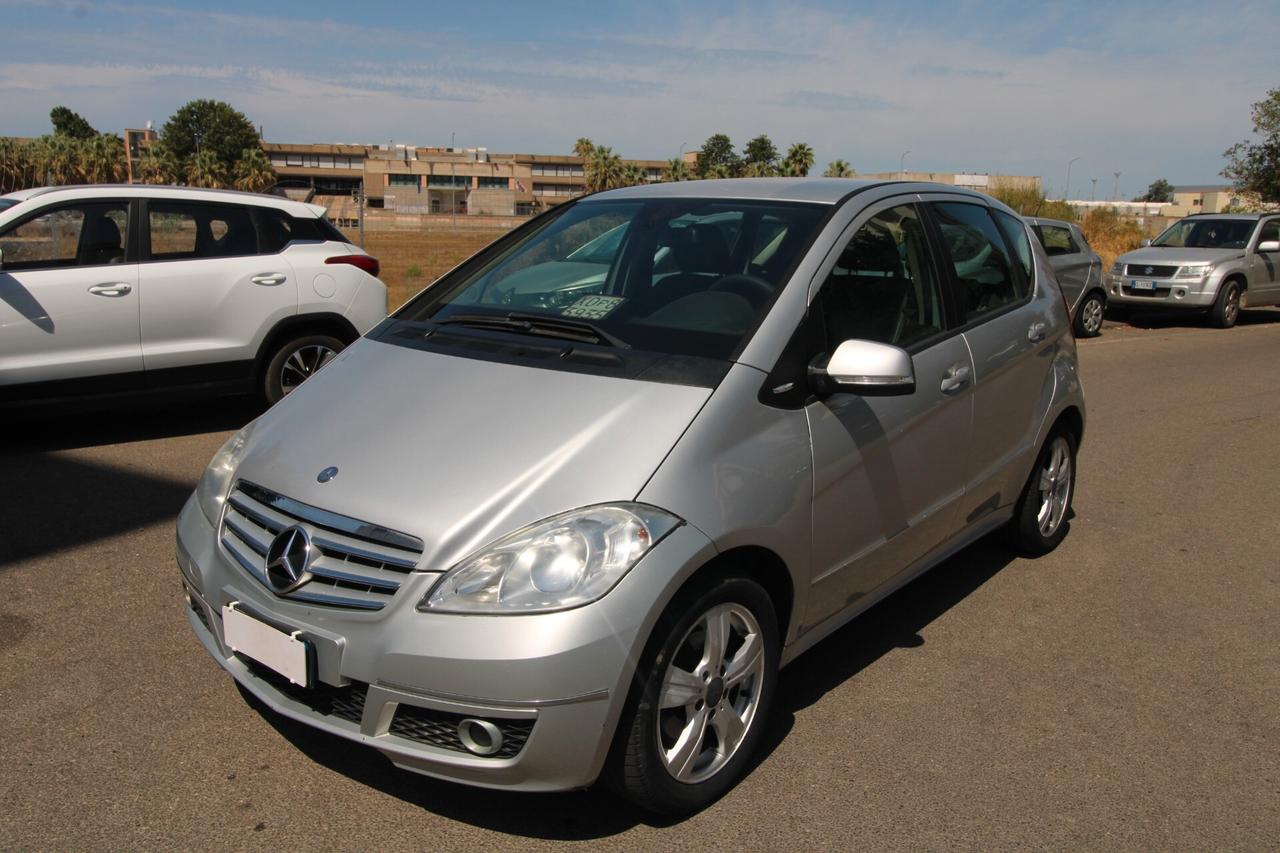 Mercedes-benz A 180 160 CDI Coupé Elegance