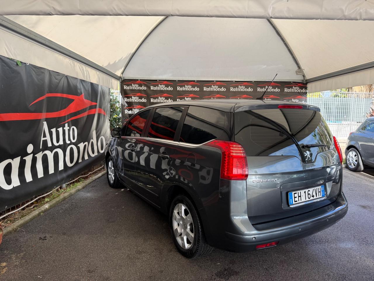 Peugeot 5008 1.6 HDi 112CV Posti 7 automatica