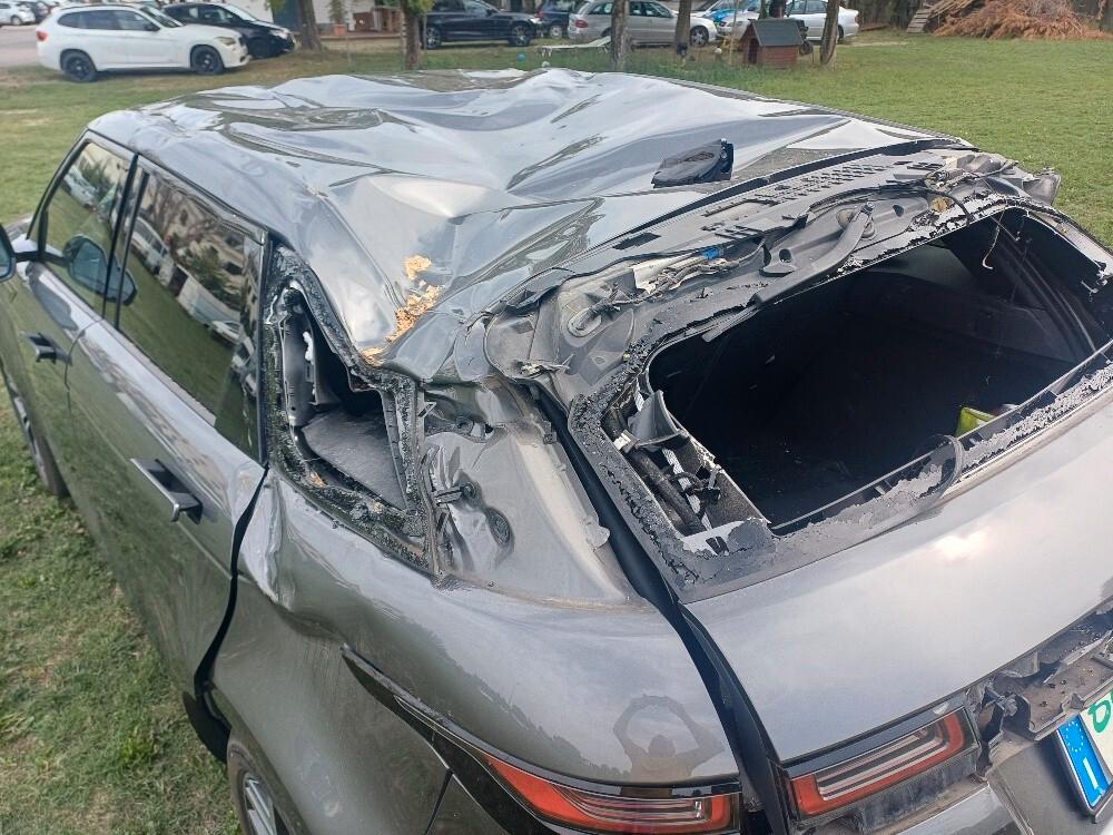 Land Rover Range Evoque 2.0D R-Dynamic Incidentato